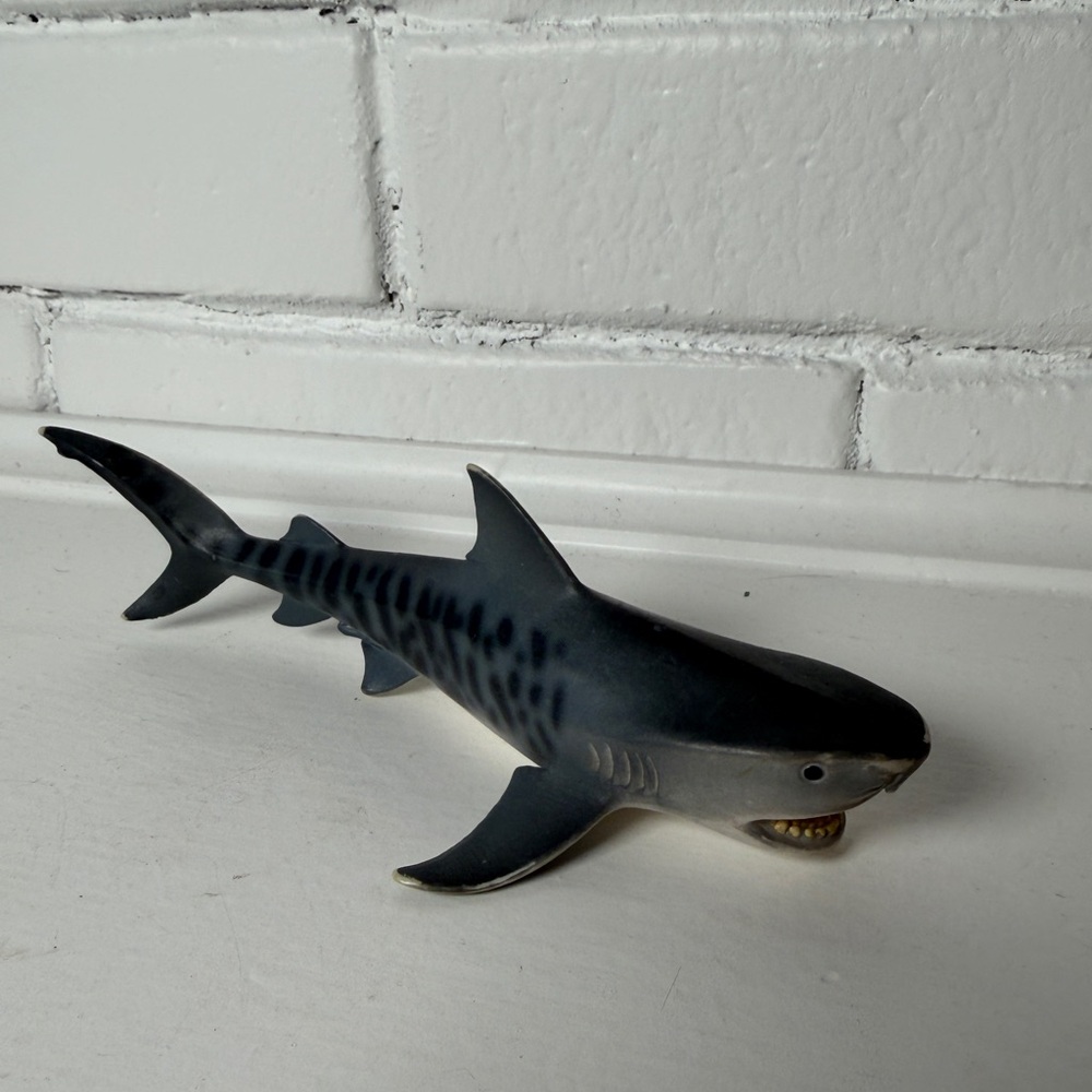 Ocean Adventure Gray Shark Toy